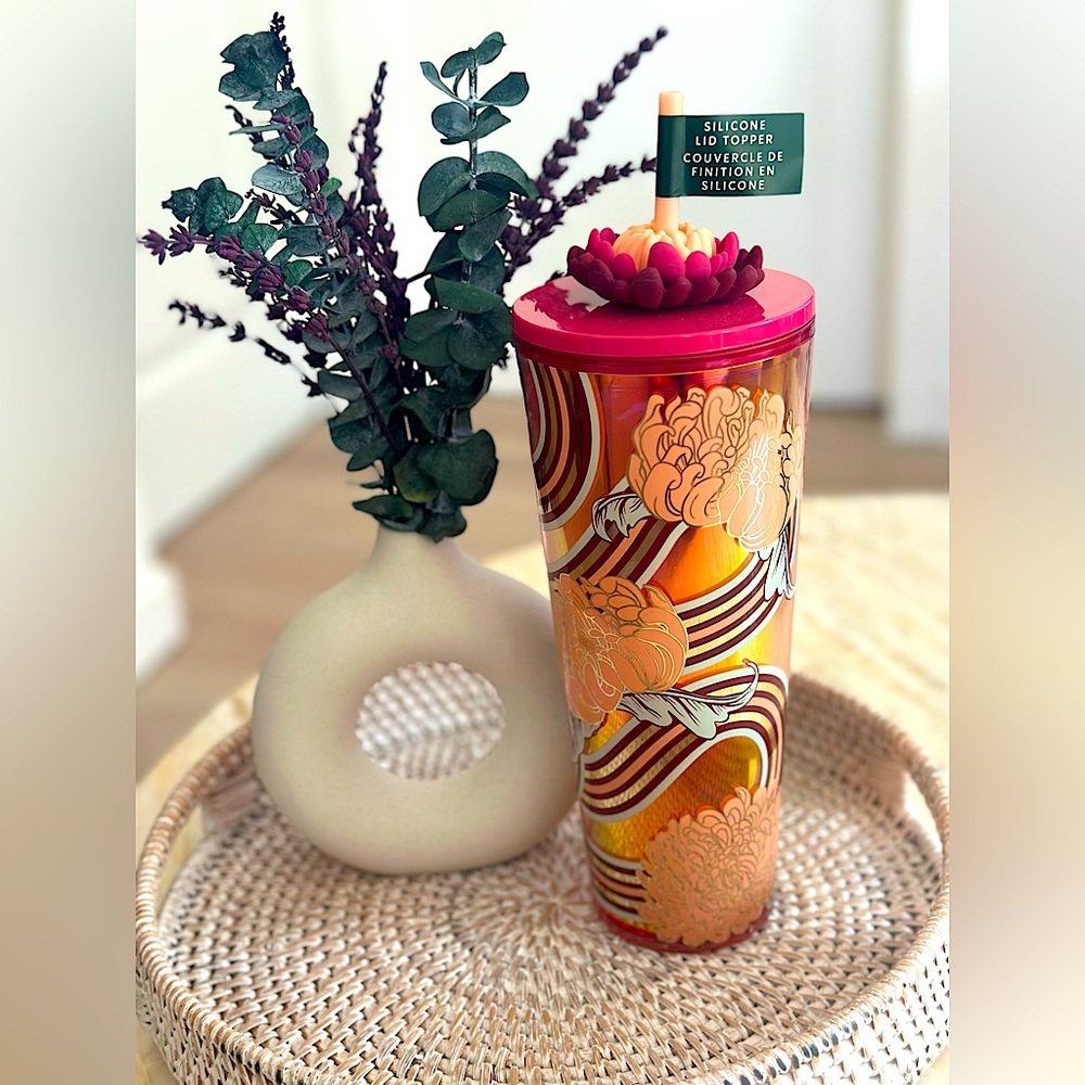 NWT Starbucks Vibrant Orange Floral Tumbler with Silicone Lid